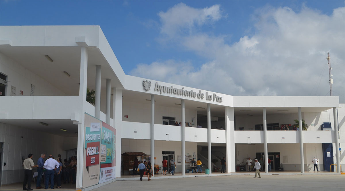Se deslinda Ayuntamiento de La Paz de la página “NO a la reducción de matrícula en la UABCS”