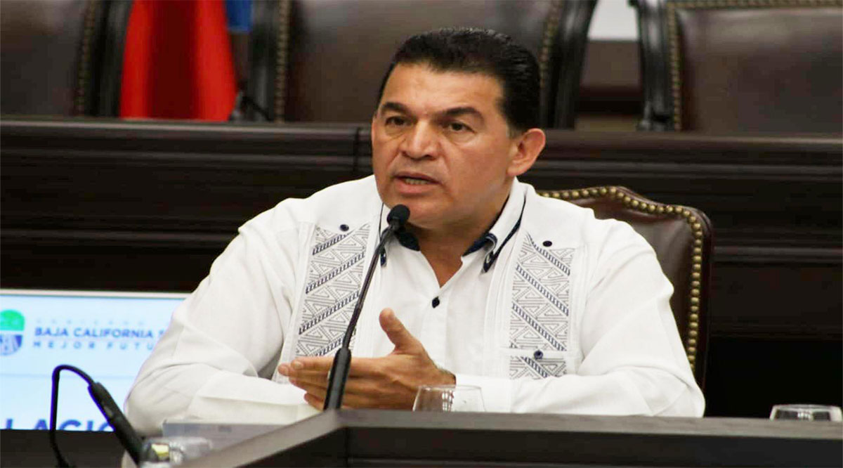 “La mejor manera de aspirar, es sirviendo”, considera Rubén Muñoz