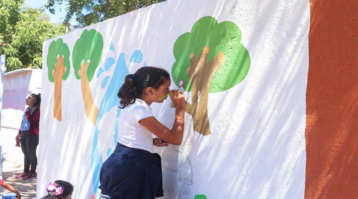 Participan 14 escuelas de La Paz en el concurso Murales de la Ciudad