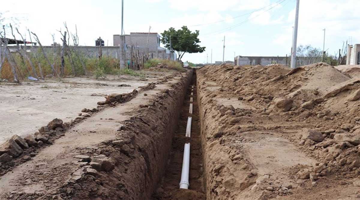 Se benefician 192 familias con red de agua potable en la colonia Valle Dorado