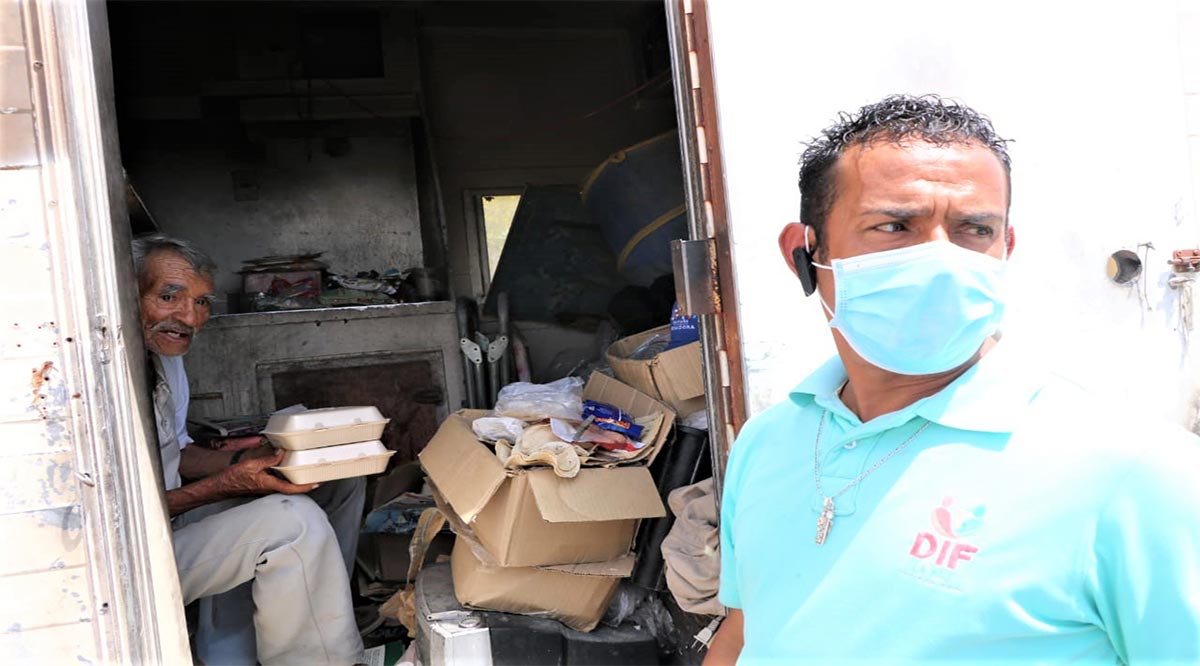 Atiende DIF La Paz a personas vulnerables durante la contingencia