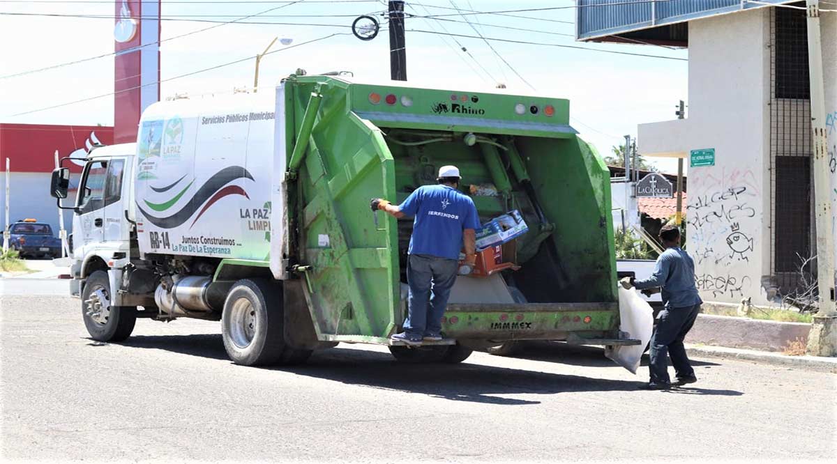 ‘Caen’ 4 funcionarios municipales de La Paz; se reanuda el servicio de recolección de basura