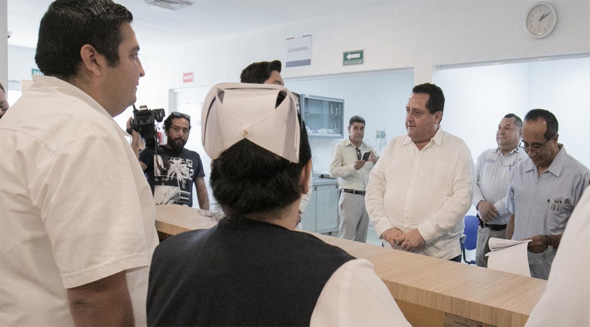Incrementan sueldos de médicos y enfermeros que laboran por contrato en BCS
