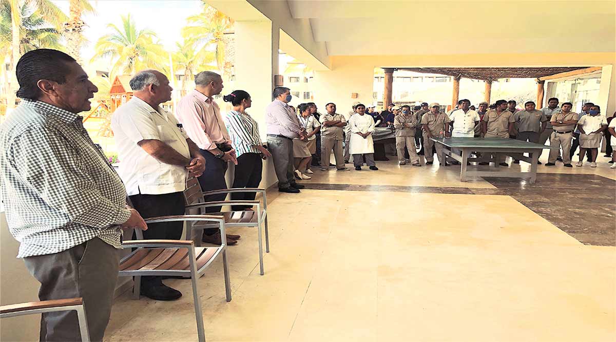 Respalda la CROC a 80 personas que se quedan sin trabajo al cerrar el Holiday Inn Los Cabos