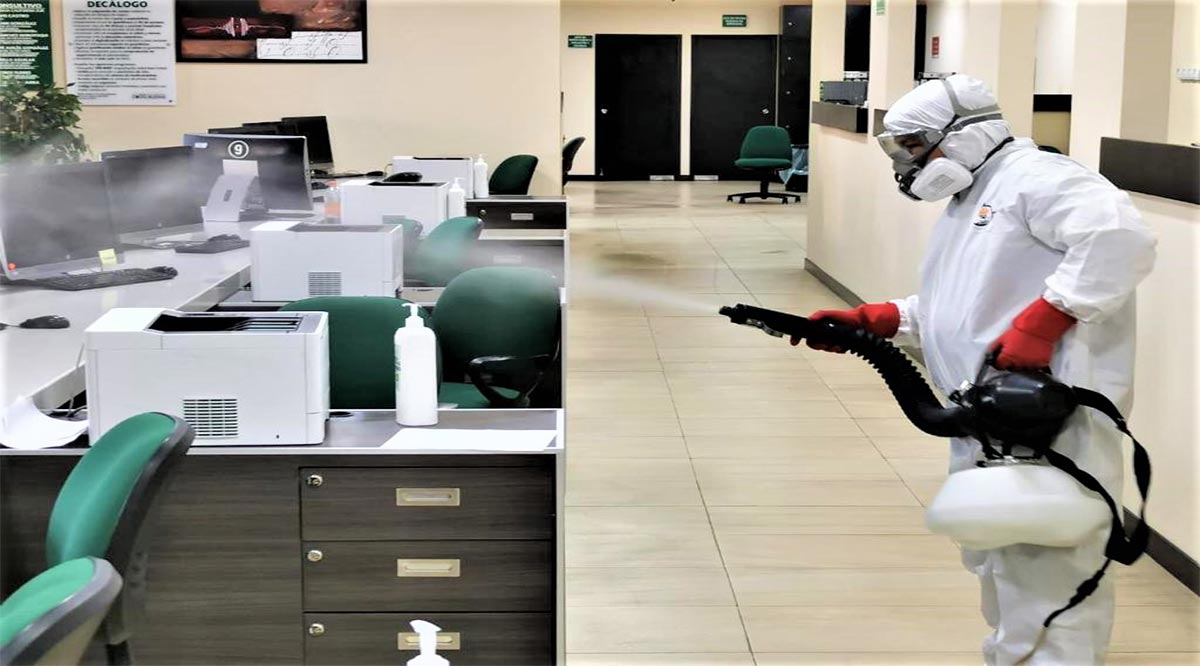 Es primordial la desinfección de equipos de oficina en centros de trabajo: IMSS