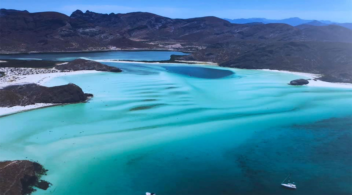 Inicia apertura de playas con aforos del 30% en La Paz