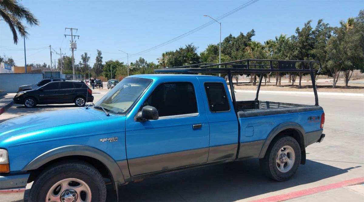 Detectan vehículo con papeles falsos en Comondú