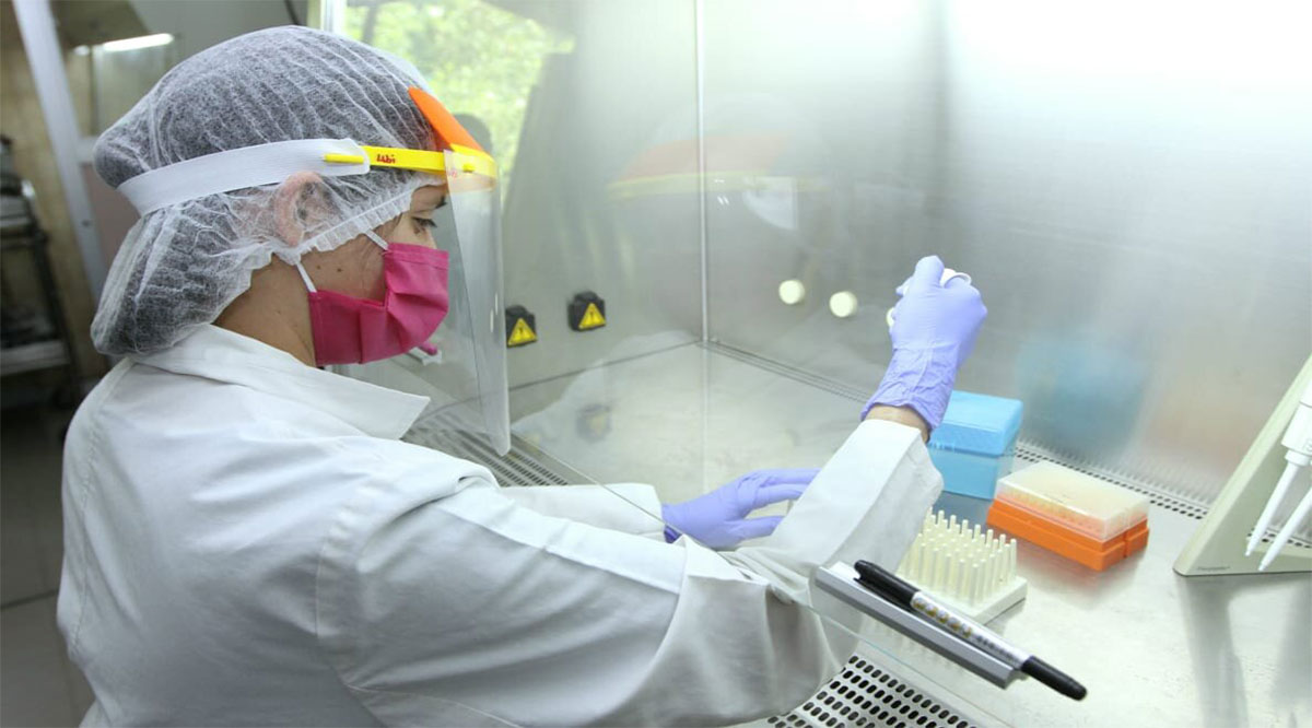 Donó la ACBCS insumos al Laboratorio Estatal de Salud Pública