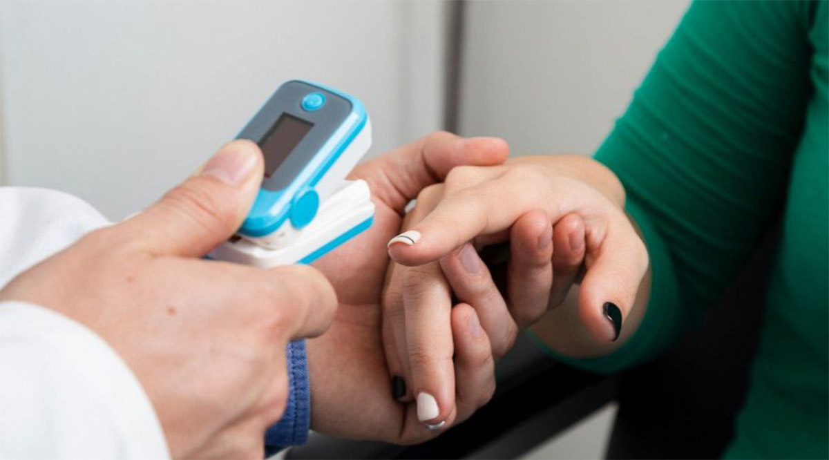 Apuesta el gobierno de BCS por los oxímetros de pulso para seguimiento a pacientes Covid