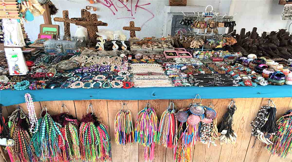 Intenta gobierno paceño impulsar actividades para apoyar al sector artístico y artesanal