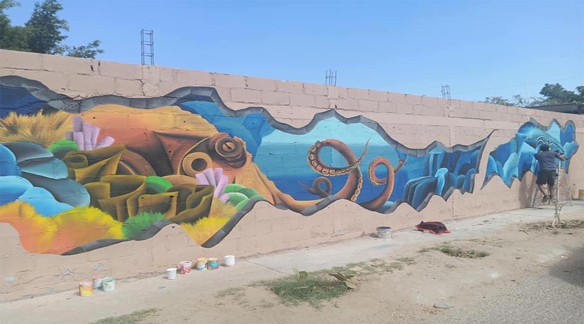 Más del 80% de avance presenta el proyecto de muralismo “Ciudad Marina” en La Paz