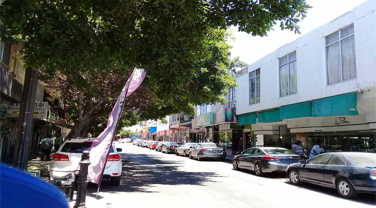 Funcionarios 'influyentes' intentan se reabran negocios sin estar autorizados en BCS