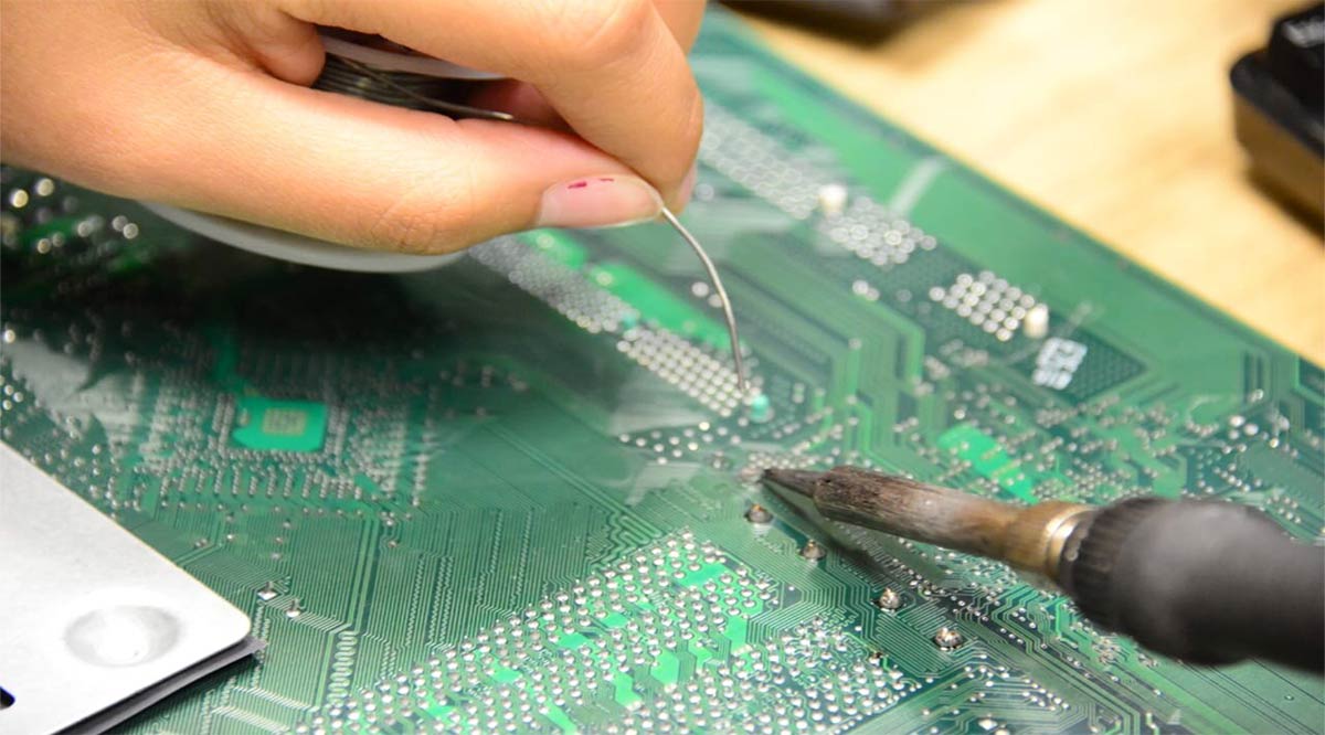 Impulsa UABCS campaña de acopio de computadoras para donar a sus estudiantes Impulsa UABCS campaña de acopio de computadoras para donar a sus estudiantes