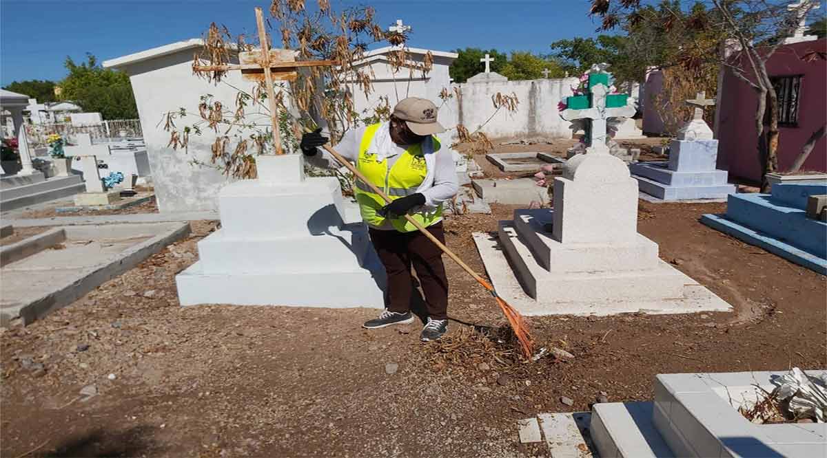 Vandalizan panteón de El Carrizal