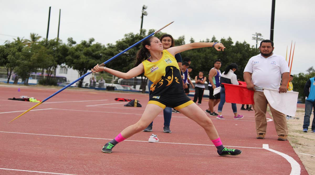 Participan 40 jueces de atletismo de BCS en curso nacional