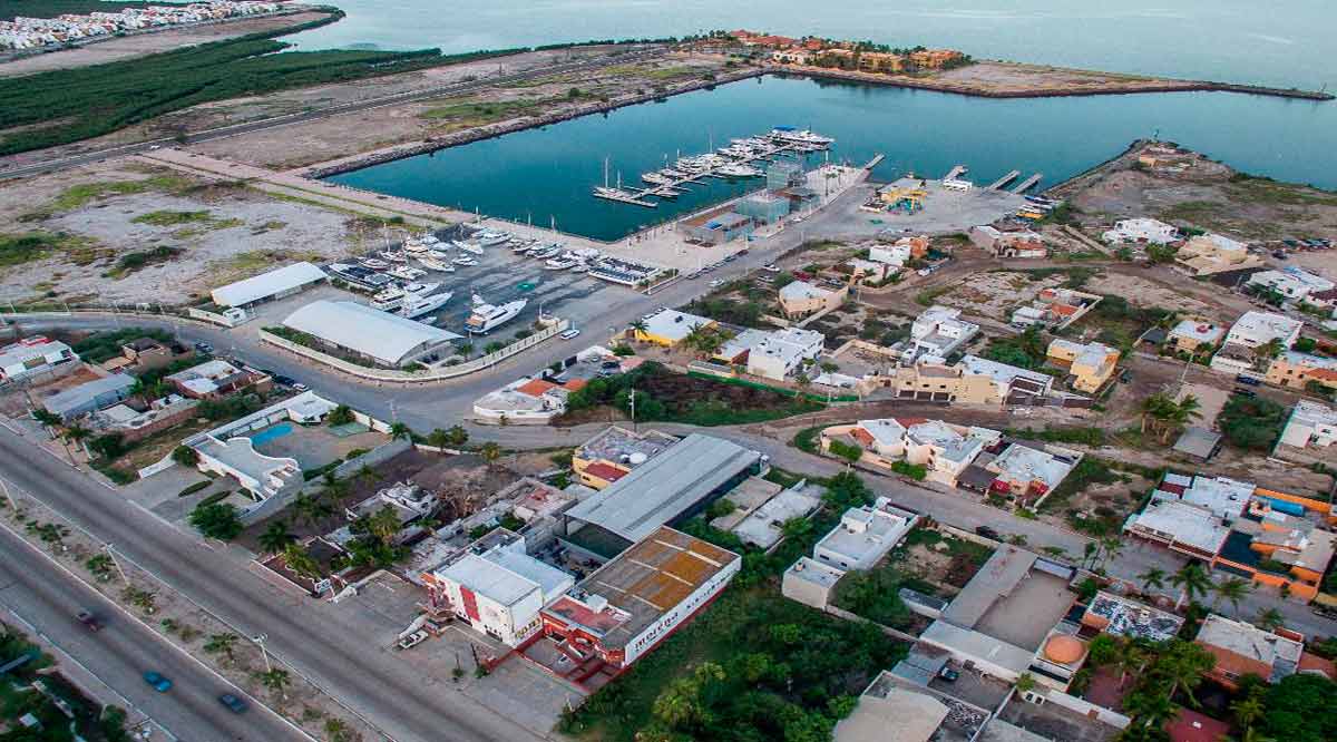Plantea Rubén Muñoz al gobierno federal invierta en modernizar la marina de Fidepaz