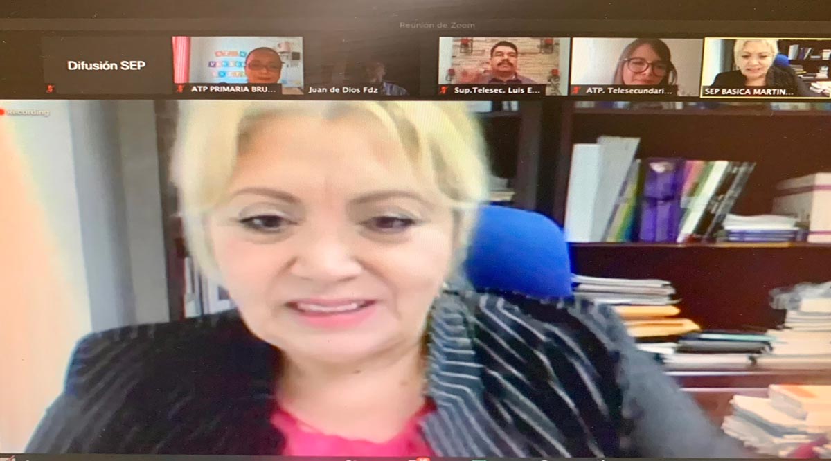 Participaron 1,100 docentes de BCS en fase 2 del coloquio educativo virtual