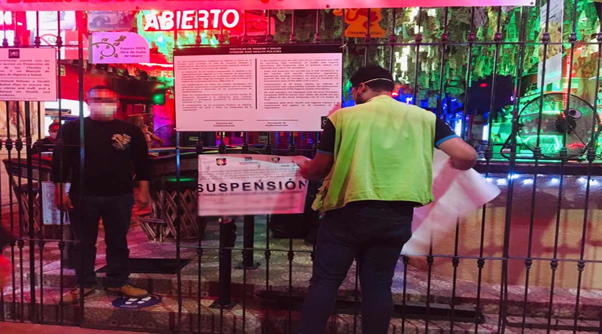 Suspende Coepris a 15 negocios de BCS en el operativo Halloween