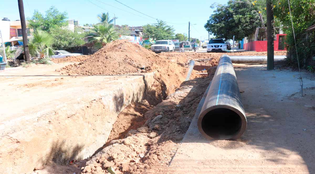 Rehabilitan red de agua potable en beneficio de más de 2 mil familias de CSL