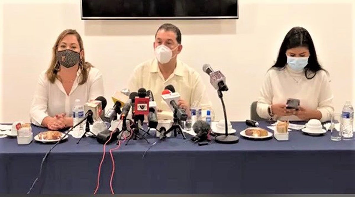 Se sumará Rubén Muñoz a Víctor Castro “sin ambigüedad y sin condiciones