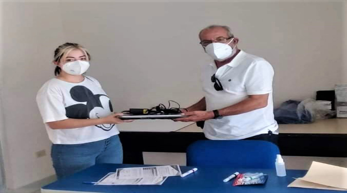 Se han entregado 24 equipos de cómputo a estudiantes de la UABCS a través de la campaña institucional de acopio y donación