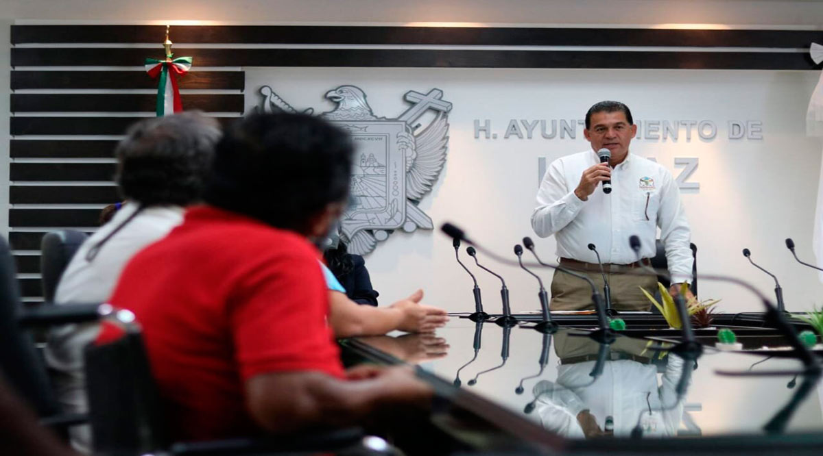 Otorgan a discapacitados recursos para micro negocios en La Paz