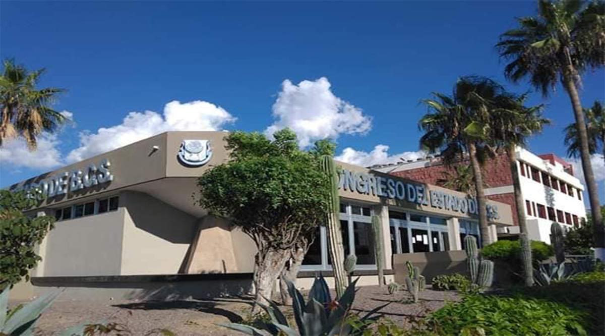 Cuestión de horas para que el Congreso defina juicio de procedencia contra Presidente de CEDH