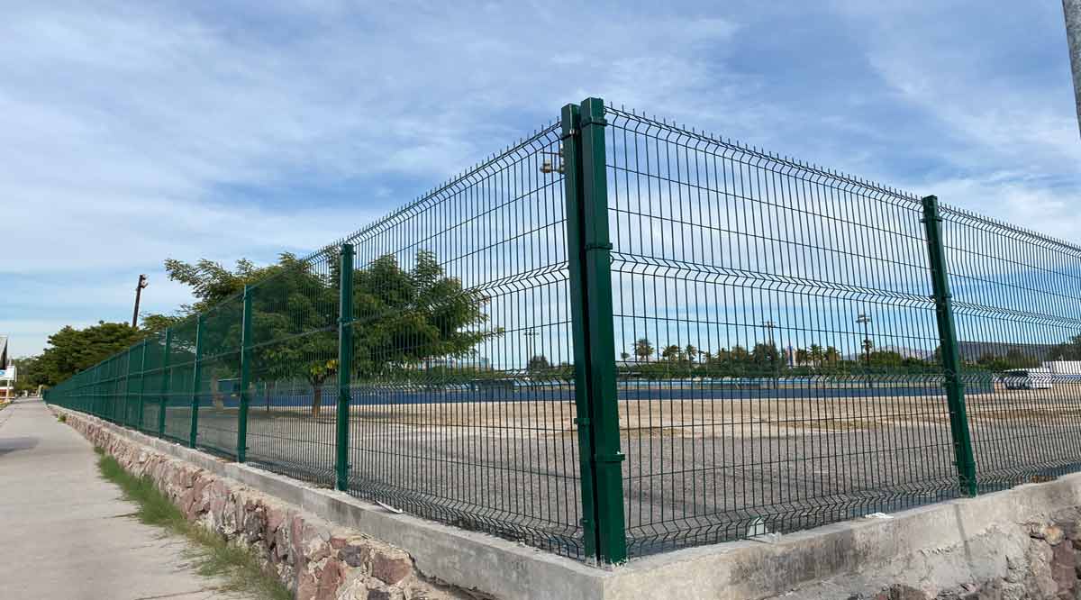 Se redobló el control y seguridad en instalaciones deportivas en La Paz Se redobló el control y seguridad en instalaciones deportivas en La Paz