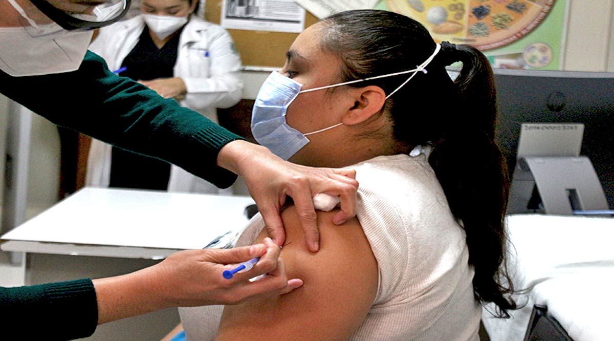 Insiste gobierno de BCS a la Federación para que todo el personal de salud sea vacunado contra Covid-19
