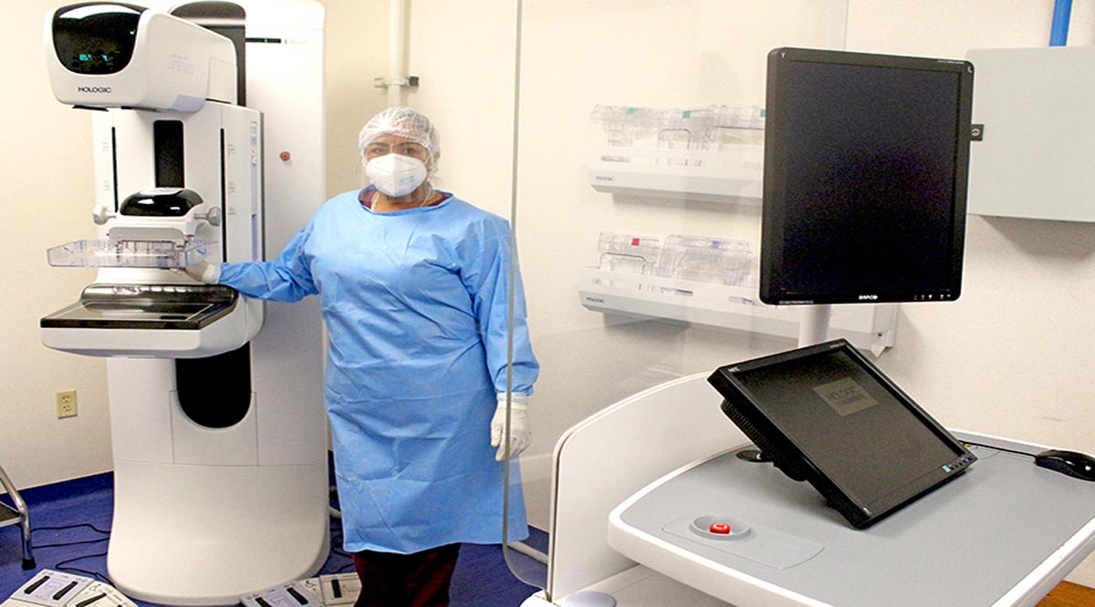 Abren línea 800 para programar mastografías gratis en Centro Estatal de Oncología