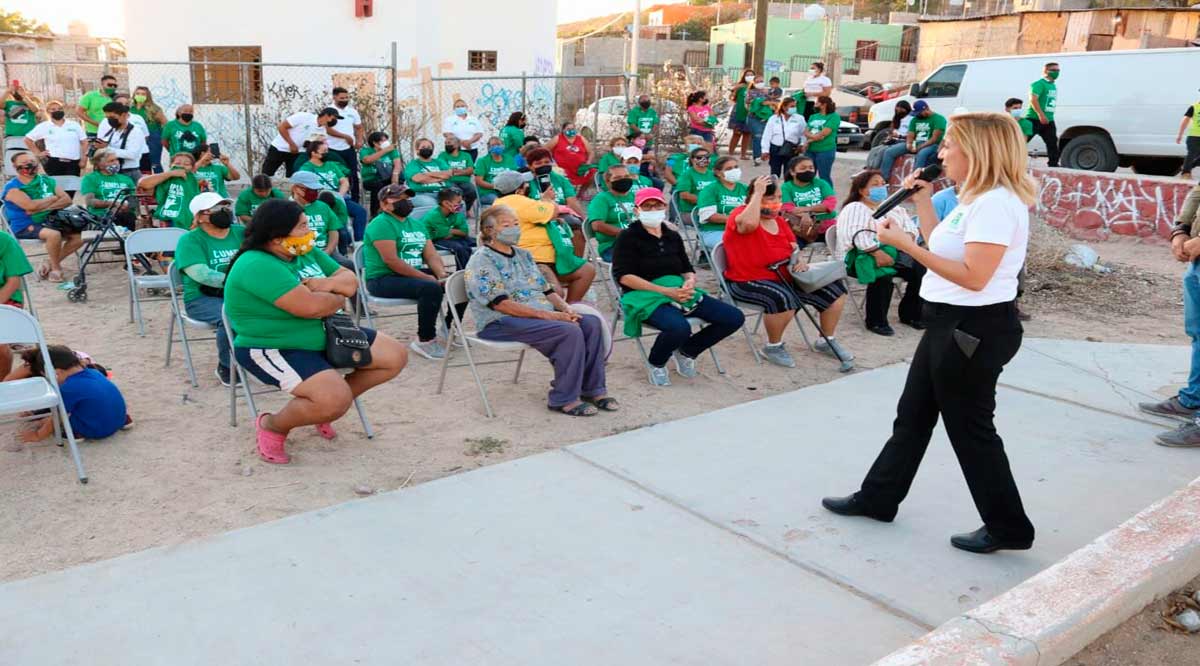 Exhorta Azucena Meza a que las autoridades informen sobre la posible contaminación en la bahía de La Paz