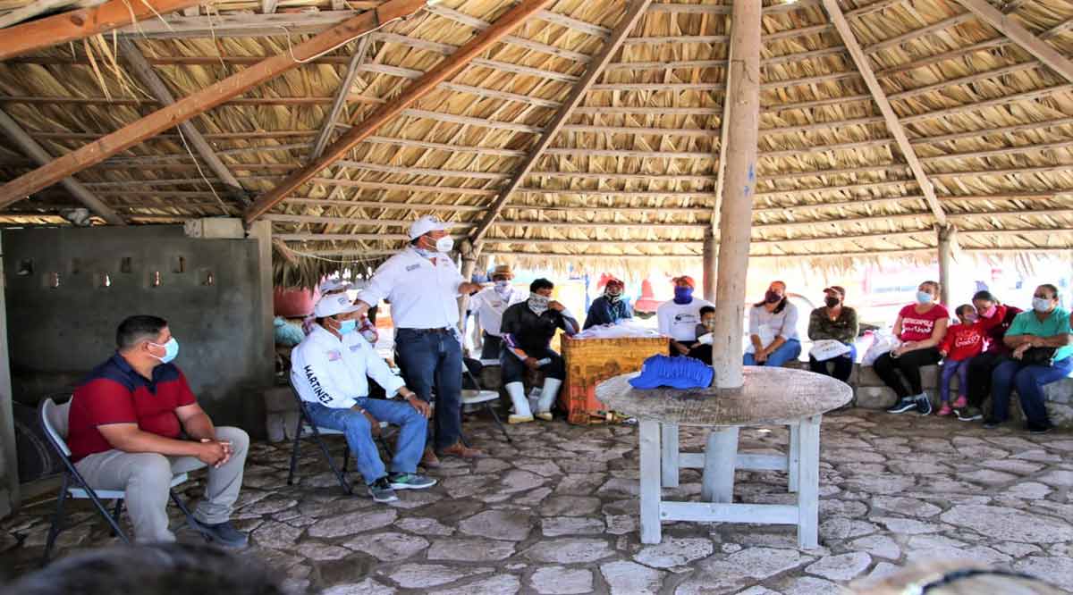 Se pronuncia Ricardo Barroso por el mejoramiento de los caminos rurales Se pronuncia Ricardo Barroso por el mejoramiento de los caminos rurales