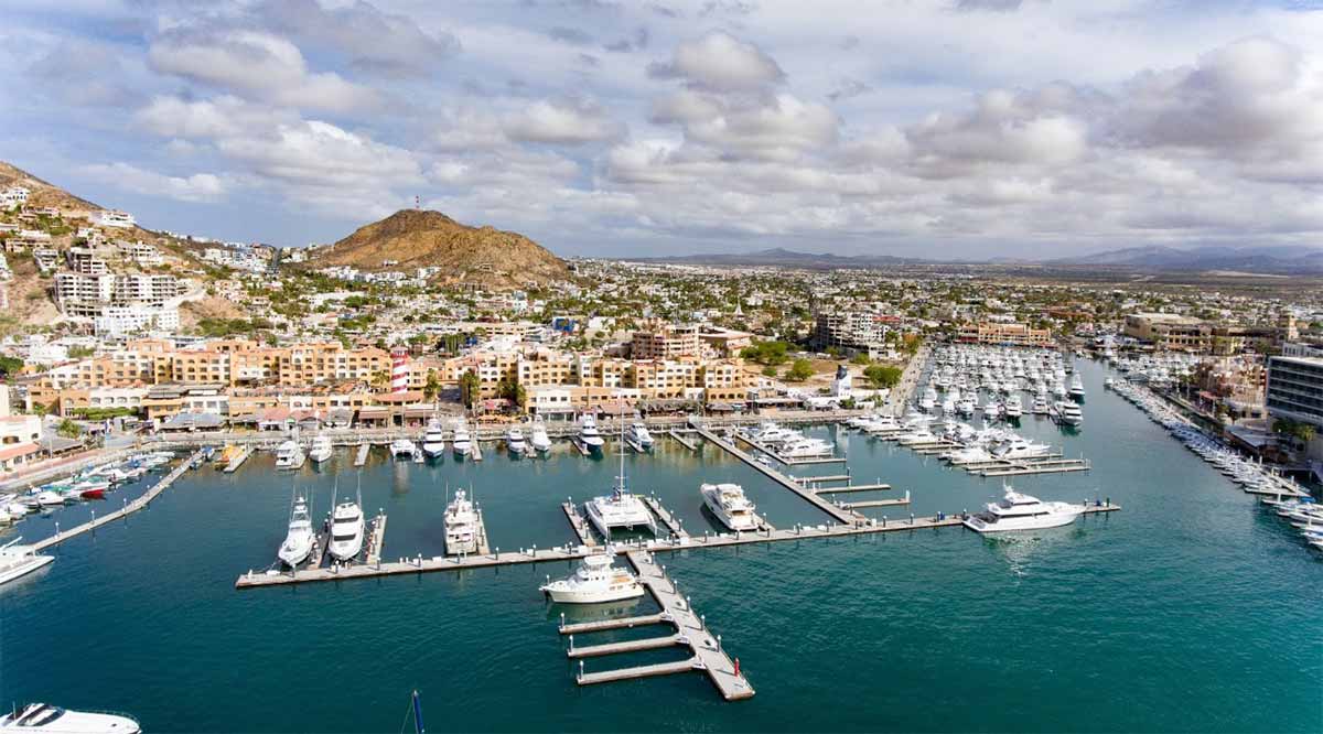 Piden legisladores se proteja a menores que realizan trabajo infantil en la marina de CSL