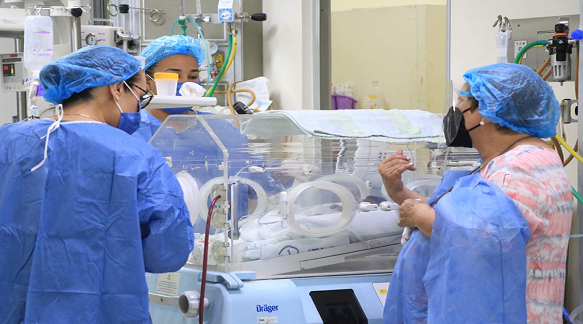Rehabilitaron área del Salvatierra de cuidados intensivos para niños recién nacidos Rehabilitaron área del Salvatierra de cuidados intensivos para niños recién nacidos