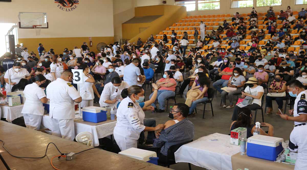 Se vacunó contra el Covid-19 el 78.8% de los trabajadores de la educación en BCS