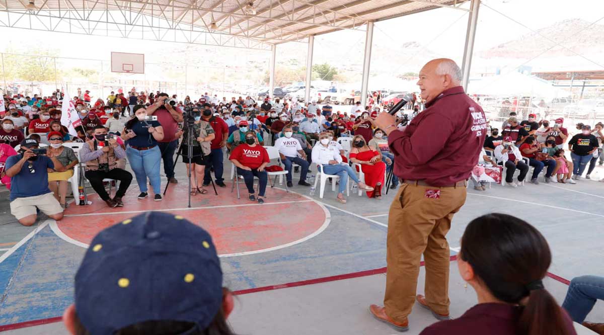 Activistas pro derechos mujeres se suman a Víctor Castro