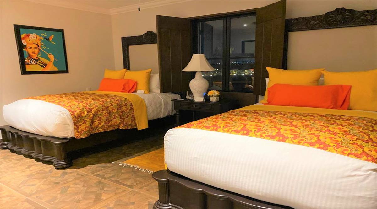 Llaman la atención a algunos hoteleros de Los Cabos por rebasar aforo del 30%