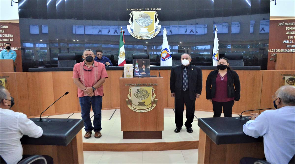 Rindieron homenaje a José Manuel Murillo en el Congreso de BCS