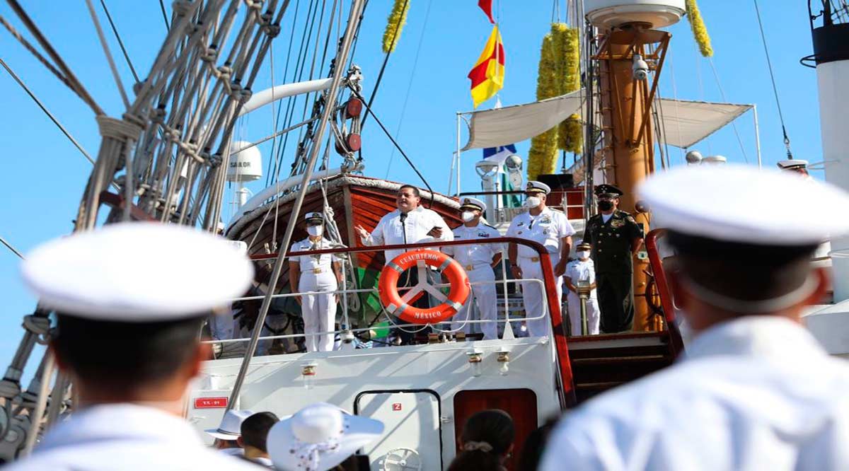 Arribó el Buque Escuela Velero Cuauhtémoc a La Paz