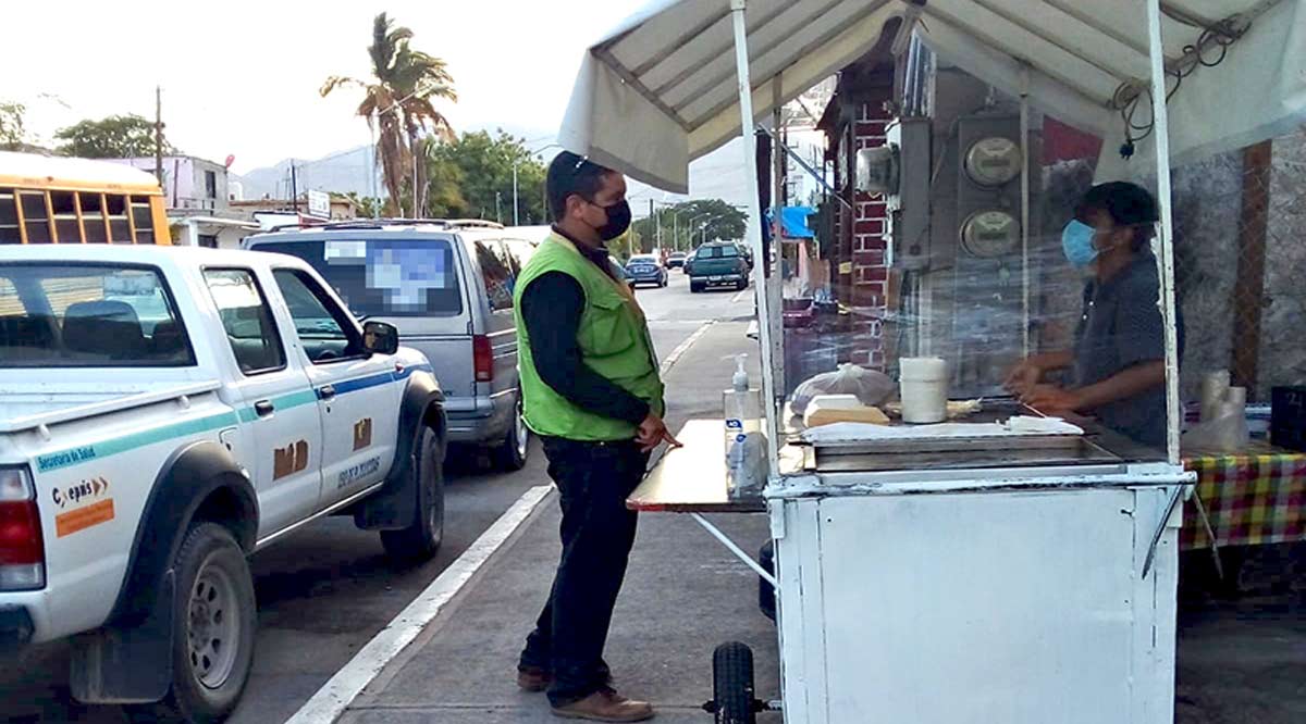 Vigila Coepris puestos semifijos con venta de alimentos en BCS
