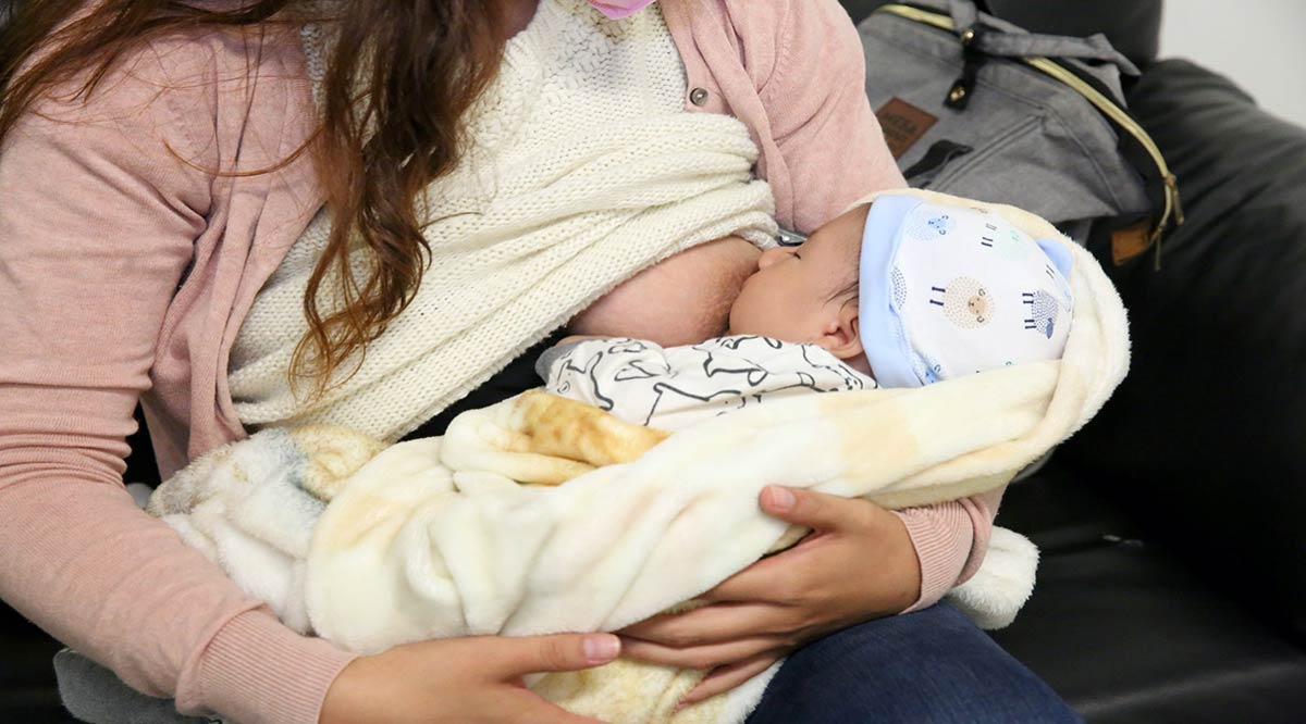 Es el alimento ideal la lactancia material para un bebé durante los primero 6 meses de vida: IMSS