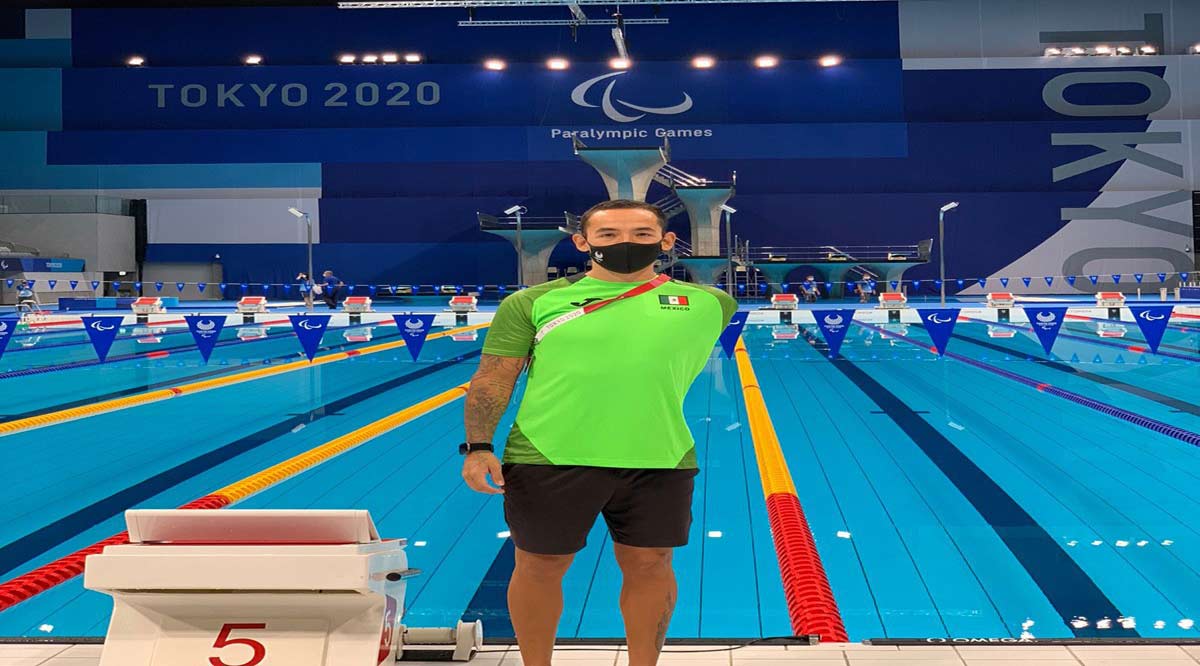Entrena Luis Armando Andrade en el Centro Acuático de Tokio