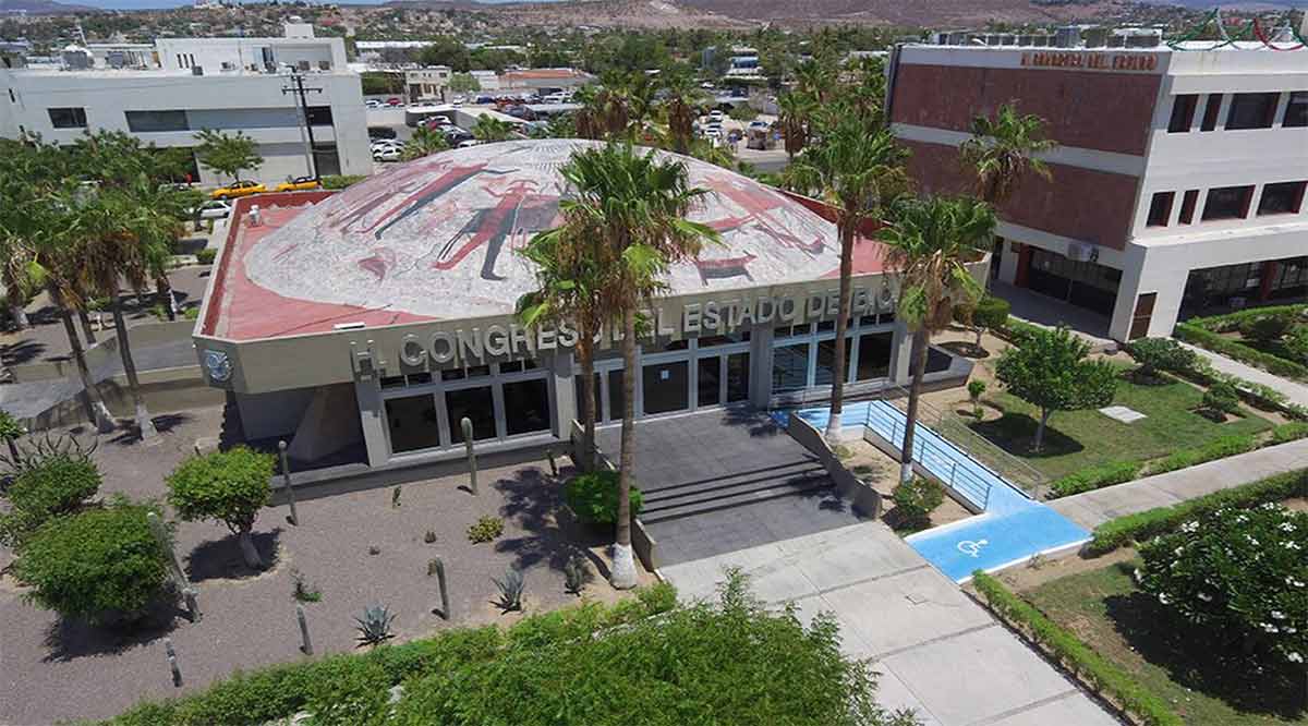 Si ‘congelan’ leyes secundarias para revocación de mandato en BCS, todo habrá sido simulación