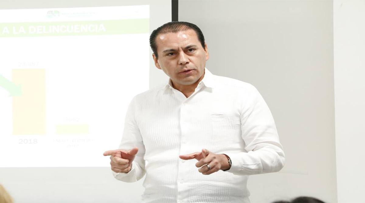 Será decisión de Víctor Castro si continúa en el cargo el Procurador