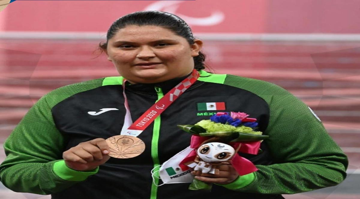 Consigue histórica medalla Rosa Carolina Castro