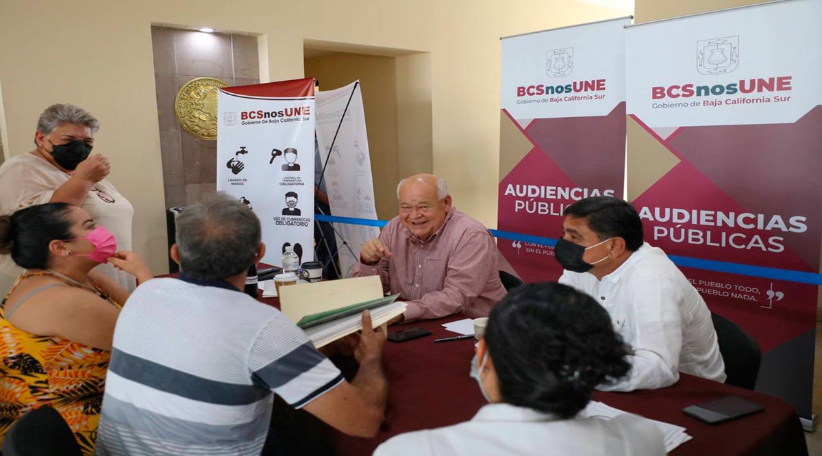 Realizó Víctor Castro su primera jornada de audiencias públicas