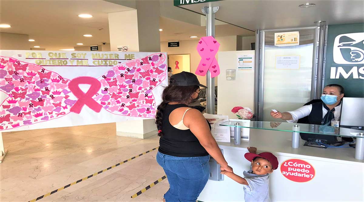 Realizan Feria de Salud por la Mujer en la UMF 39 de CSL