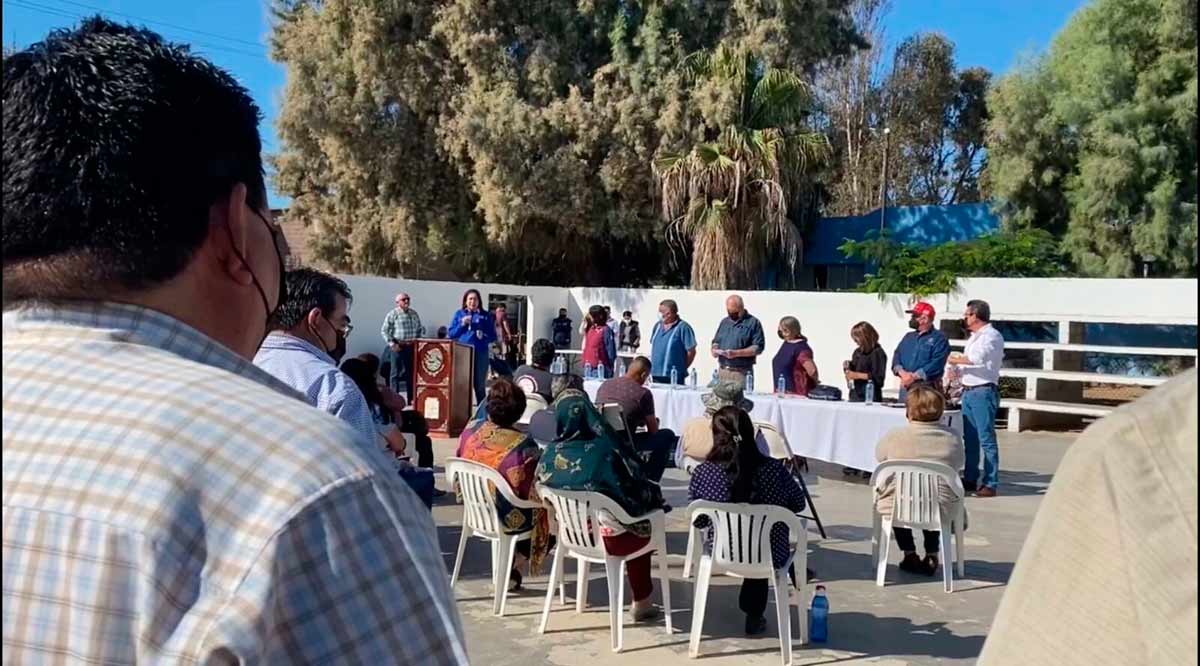 Anuncia el Gobernador apoyos a los habitantes de Bahía Asunción