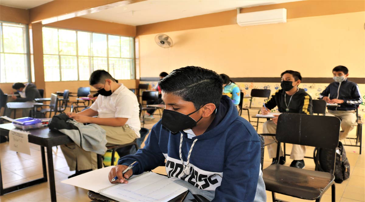 Han retornado más de 20 mil estudiantes de preparatoria a clases presenciales en BCS