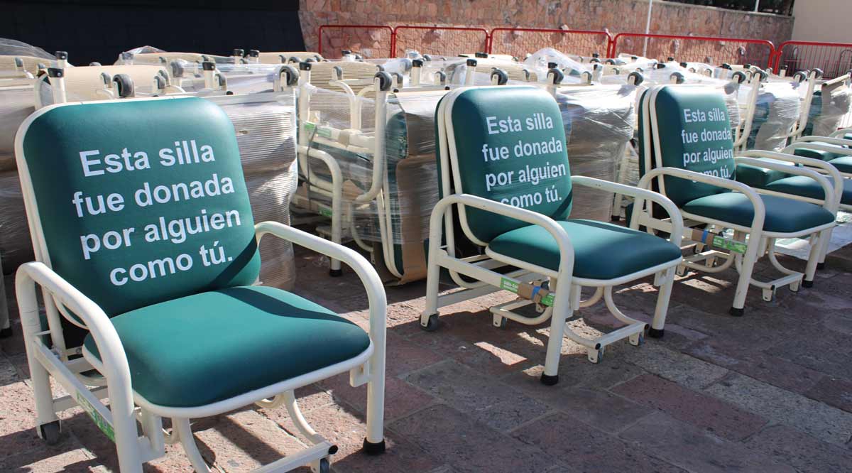 Entregó el IMSS de BCS 40 sillas-cama en beneficio de la sociedad
